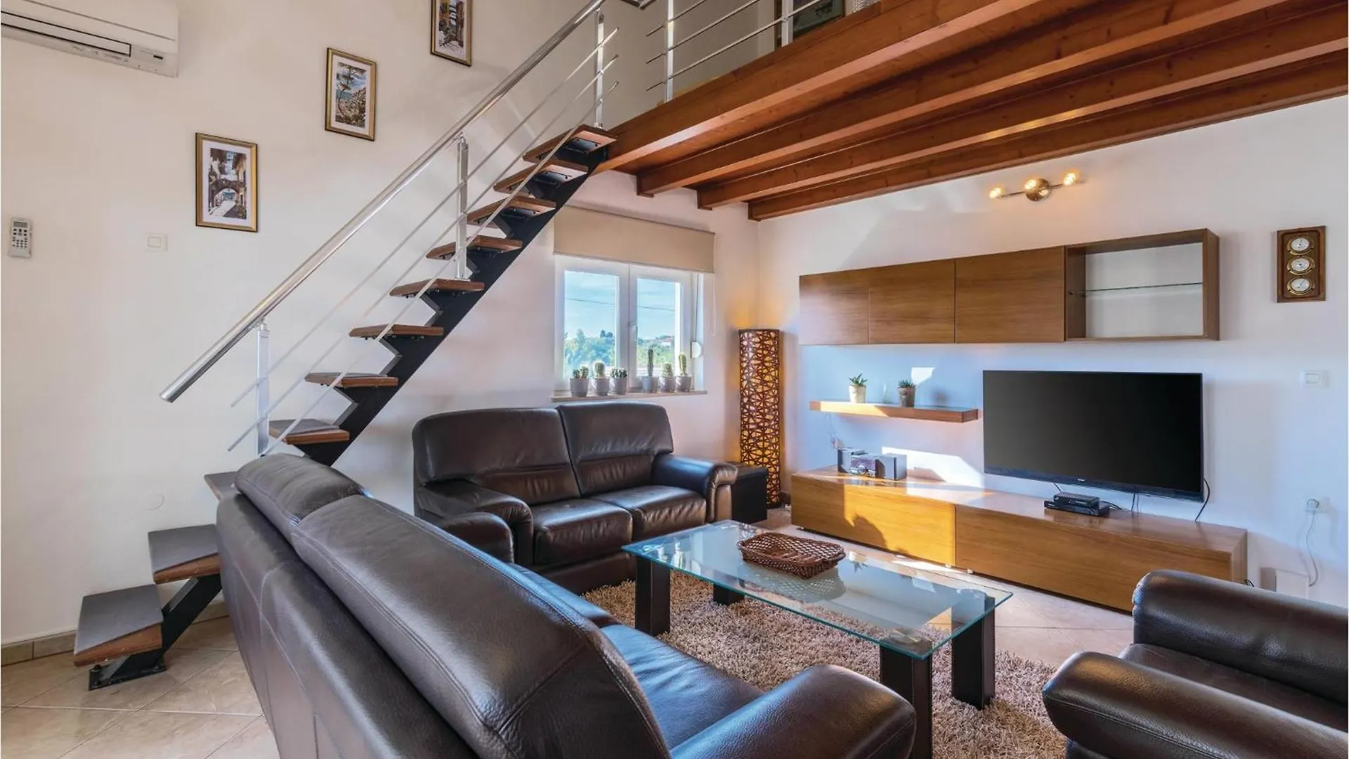 3 Bedroom Nice Apartment In Marčana Kroatien